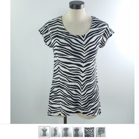 Candy Couture Women size Small Asymmetrical Blouse Zebra Pattern High Low Hem - Picture 2 of 8